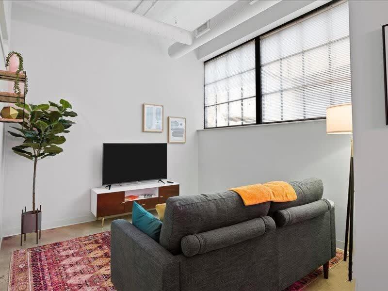 Cozysuites Roomy 1Br, Downtown Pittsburgh Exterior photo