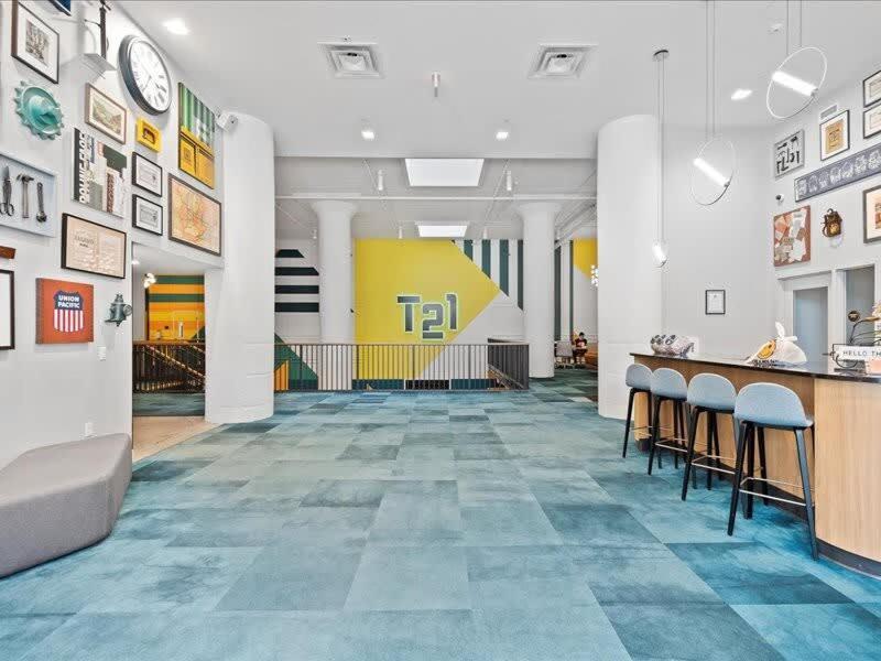 Cozysuites Roomy 1Br, Downtown Pittsburgh Exterior photo